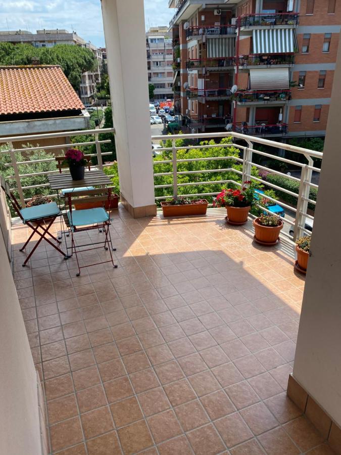 E&C Suites Roma ลิโด ดิ ออสเตีย ภายนอก รูปภาพ